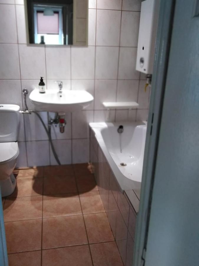 Romera Czestochowa Bagian luar foto